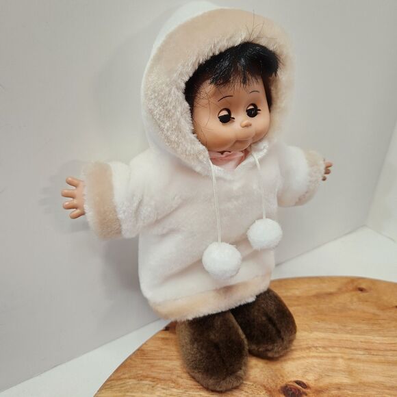Arctic Kids Eskimo Doll – Moving Eyes - Picture 3 of 9